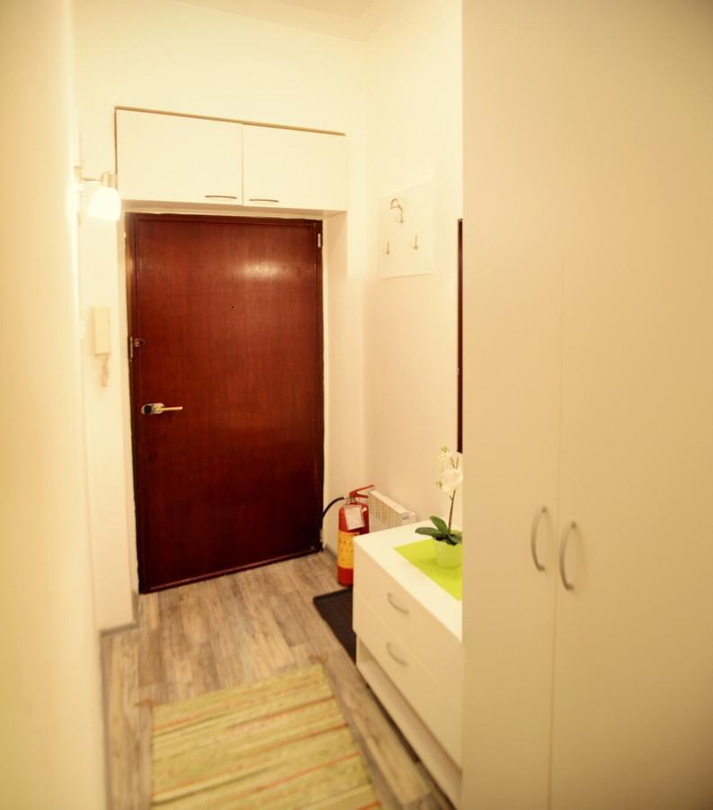 Kate Apartment Белград Экстерьер фото